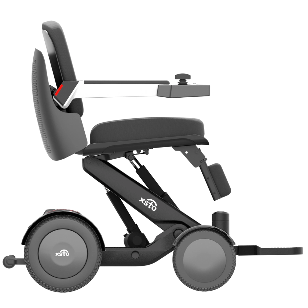 P212 XSTO M4U Hafif Akülü Tekerlekli Sandalye