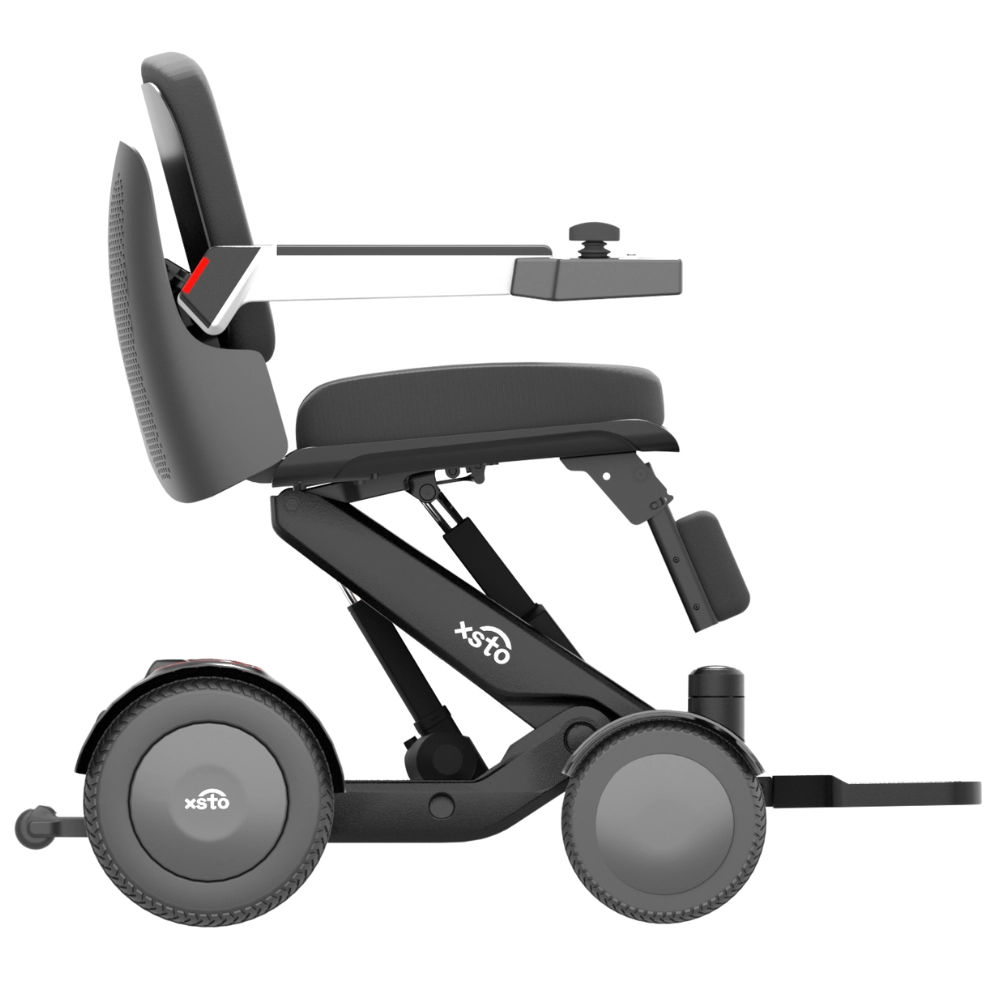 P212 XSTO M4U Hafif Akülü Tekerlekli Sandalye