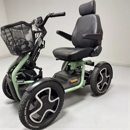 Sterling Scoozy S800 Engelli Scooter