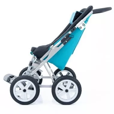 Koltuğun ayarlanabilir ayak dayama yeri ve 3 kademeli eğme işlevi