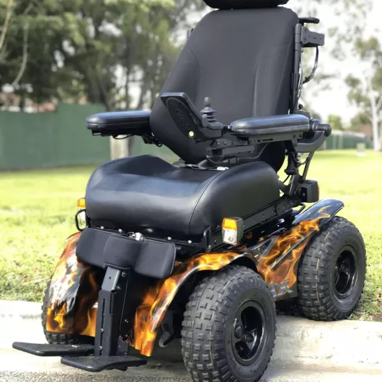 Magic Mobility X8 Arazi Model Akülü Sandalye