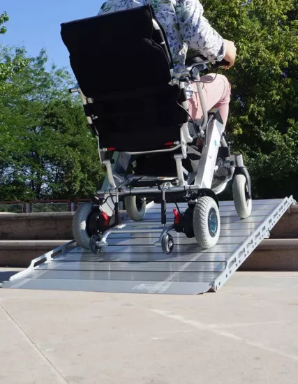 Katlanır Engelli Rampası