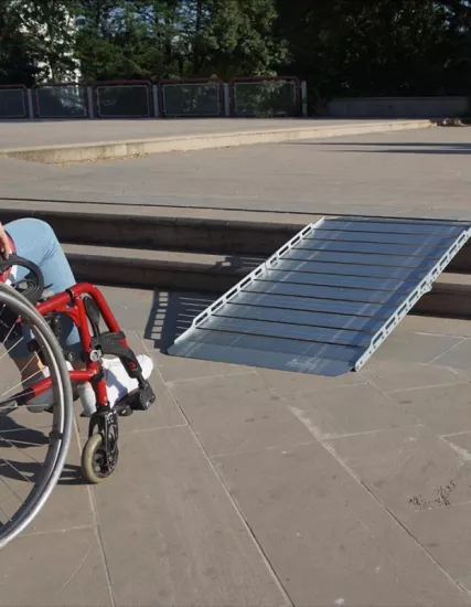 Katlanır Engelli Rampası