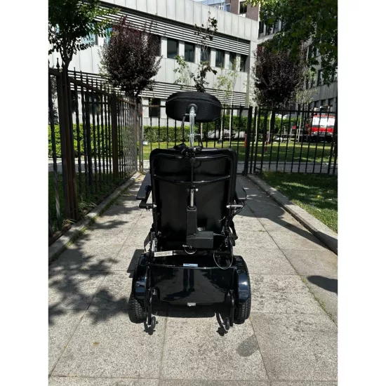 P302 Ayağa Kaldıran Akülü Tekerlekli Sandalye